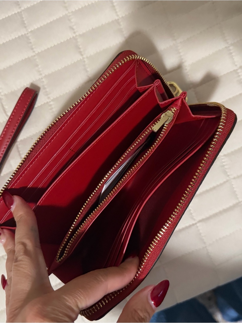 ❤️ Coach Crimson Red Signature Canvas Medium Rowan + Matching Wallet ❤️ - Picture 3 of 13
